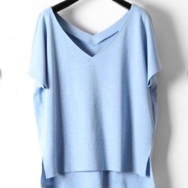 GRACE CONTINENTAL(グレースコンチネンタル)の新品 グレースコンチネンタル Vネックルーズトップ Tシャツ 送料込み レディースのトップス(Tシャツ(半袖/袖なし))の商品写真