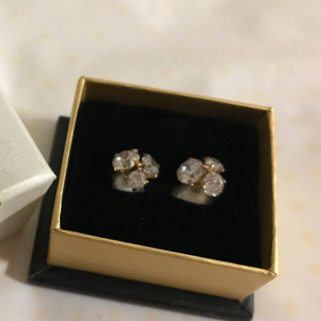 クリスマス限定K18オーヴダイヤピアス ete エテピアス YG☆アガット