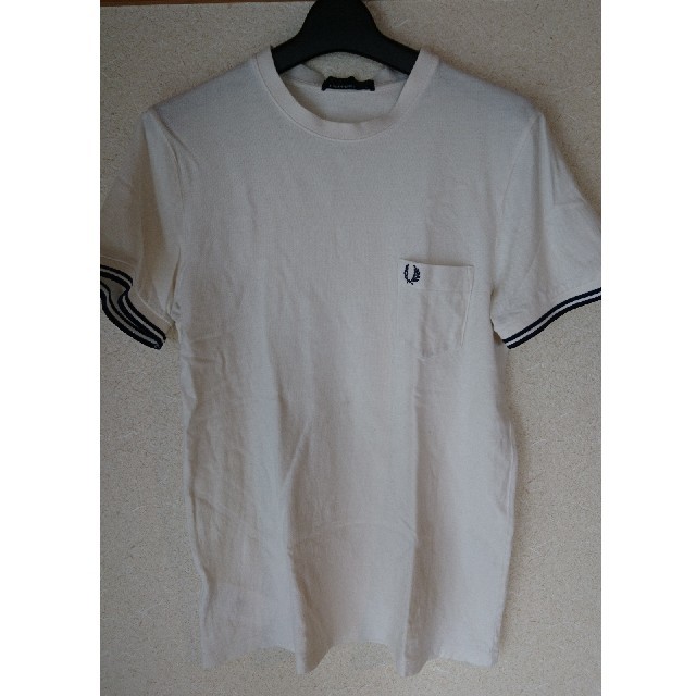 FRED PERRY(フレッドペリー)のFRED PERRY ポケットTシャツ メンズのトップス(Tシャツ/カットソー(半袖/袖なし))の商品写真