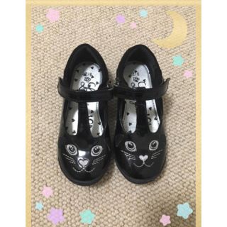 中古 イギリス発女児用黒靴 🐈 サイズ約16.5cm〜(フォーマルシューズ)