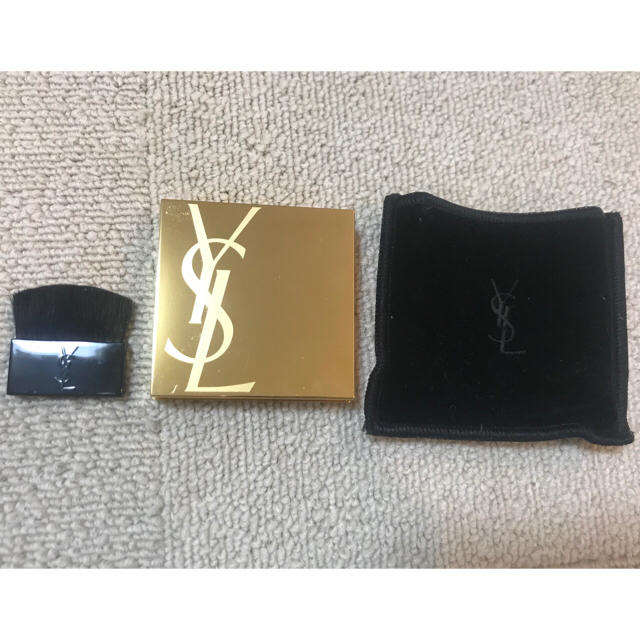 Yves Saint Laurent Beaute(イヴサンローランボーテ)のイヴ・サンローラン パレットコレクション フェイスパウダー コスメ/美容のベースメイク/化粧品(フェイスパウダー)の商品写真