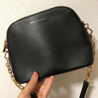 チャールズアンドキース(Charles and Keith)のCHARLES&KEITH バッグ(ショルダーバッグ)