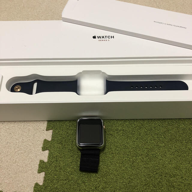 Apple(アップル)のapple watch serese3 42mm セルラーモデル 極美品 スマホ/家電/カメラのスマホアクセサリー(その他)の商品写真