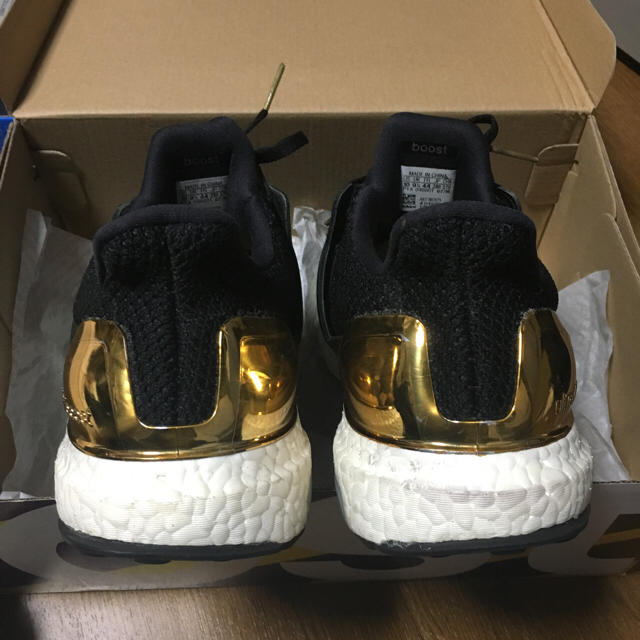 adidas(アディダス)のultra boost gold 28.0 メンズの靴/シューズ(スニーカー)の商品写真