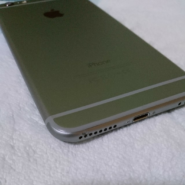 iPhone(アイフォーン)のiPhone6 plus 128gb docomo スマホ/家電/カメラのスマートフォン/携帯電話(スマートフォン本体)の商品写真