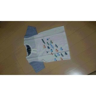 クレードスコープ(kladskap)のkladeskap　クレードスコープ　車柄Tシャツ　ｻｲｽﾞ120(Tシャツ/カットソー)