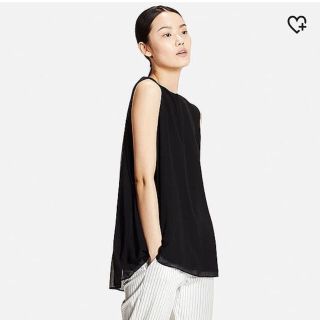 ユニクロ(UNIQLO)の新品♡UNIQLO♡プリーツブラウス ノースリーブ♡黒(シャツ/ブラウス(半袖/袖なし))