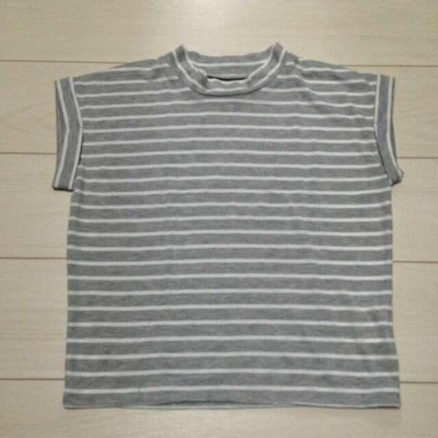 GU(ジーユー)のgu ボーダートップス♡ レディースのトップス(Tシャツ(半袖/袖なし))の商品写真