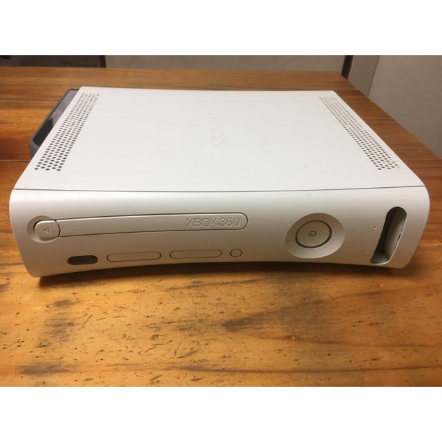 Xbox360(エックスボックス360)のXBOX 360 本体 ディスク コード セット エンタメ/ホビーのゲームソフト/ゲーム機本体(家庭用ゲーム機本体)の商品写真