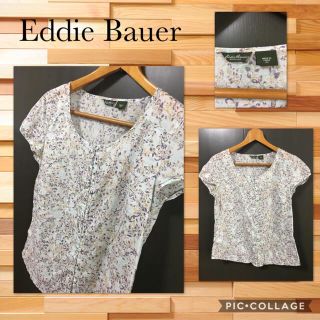 エディーバウアー(Eddie Bauer)のEddie Bauer 半袖カットソー 花柄ペイズリー柄 くるみボタン PS(シャツ/ブラウス(半袖/袖なし))