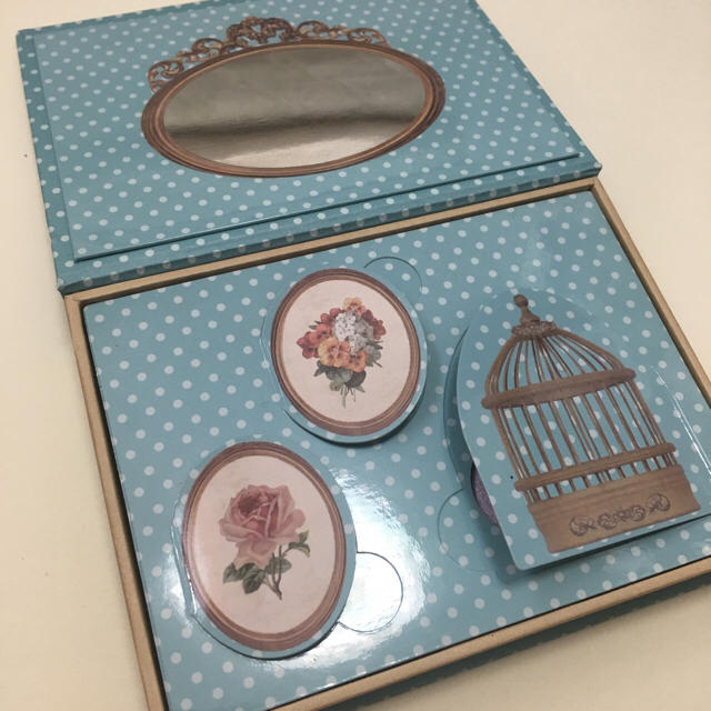 LADUREE(ラデュレ)のラデュレ メイクアップパレット コスメ/美容のキット/セット(コフレ/メイクアップセット)の商品写真