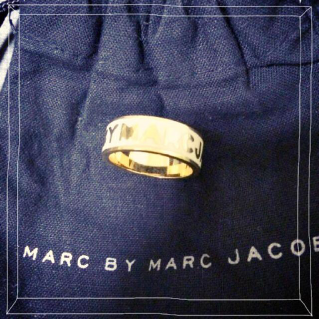 MARC BY MARC JACOBS(マークバイマークジェイコブス)のMARC BY△リング レディースのアクセサリー(リング(指輪))の商品写真