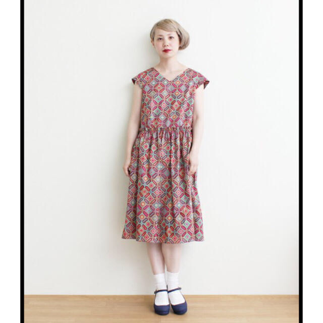 Dot&Stripes CHILDWOMAN(ドットアンドストライプスチャイルドウーマン)のドットアンドストライプスチャイルドウーマンリバティプリントワンピース レディースのスカート(ひざ丈スカート)の商品写真