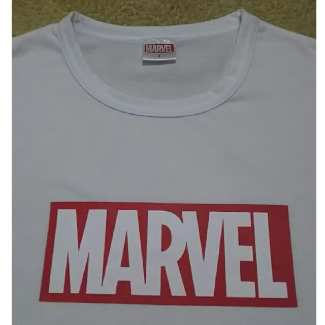 MARVEL(マーベル)のMARVEL  Tシャツ  S レディースのトップス(Tシャツ(半袖/袖なし))の商品写真