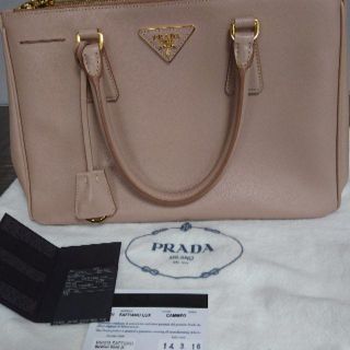 プラダ(PRADA)のPRADAプラダ　サフィアーノBN1801カメオ(ショルダーバッグ)