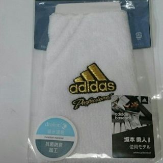 アディダス(adidas)の新品 アディダス プロフェッショナル 坂本勇人選手モデル リストバンド ホワイト(バングル/リストバンド)