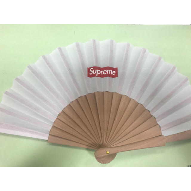 supreme サスクワッチ 扇子