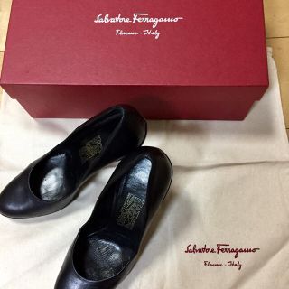 サルヴァトーレフェラガモ(Salvatore Ferragamo)のサルバトーレフェラガモ (ハイヒール/パンプス)