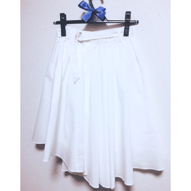 JILL by JILLSTUART(ジルバイジルスチュアート)の美品 JILL STUART白スカート レディースのスカート(ひざ丈スカート)の商品写真