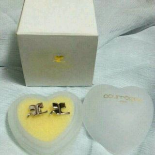 Courreges(ピアス)のフリマアイテム一覧 Courreges(ピアス)のフリマアイテム一覧