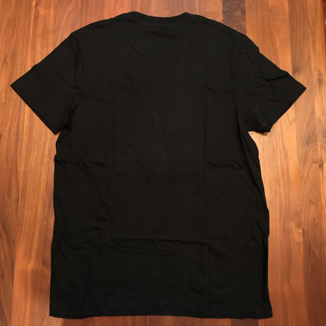 GUESS(ゲス)のGUESS　 Black　Tシャツ　Mメンズ　新品 メンズのトップス(Tシャツ/カットソー(半袖/袖なし))の商品写真