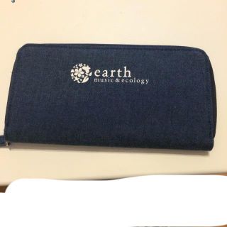 アースミュージックアンドエコロジー(earth music & ecology)の財布(財布)