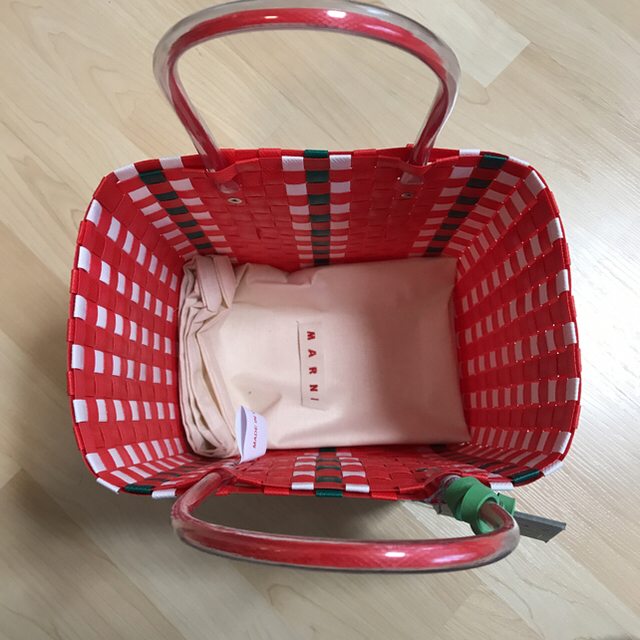 Marni(マルニ)の【最安】MARNI FLOWER CAFEピクニックバッグ レディースのバッグ(かごバッグ/ストローバッグ)の商品写真