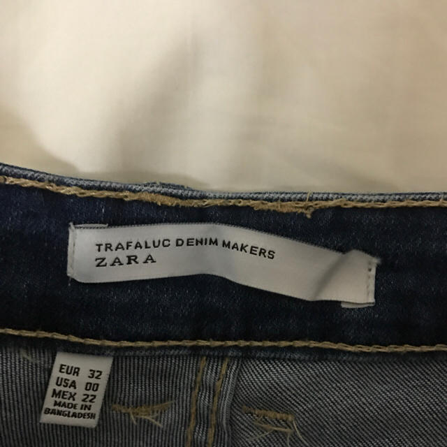 ZARA(ザラ)のAJ:)♡ 様専用  ZARA デニムショートパンツ レディースのパンツ(ショートパンツ)の商品写真