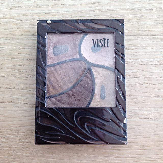 VISEE(ヴィセ)のVISEEアイシャドウ ゴールドベージュ コスメ/美容のベースメイク/化粧品(その他)の商品写真