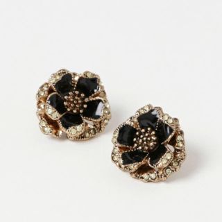 カージュ(Khaju)の カージュ ピアス flower (ピアス)