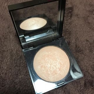 ローラメルシエ(laura mercier)のハイライト(フェイスカラー)