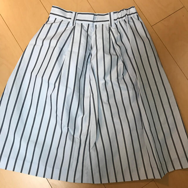 ikka(イッカ)のikka☆ストライプひざ丈スカート レディースのスカート(ひざ丈スカート)の商品写真