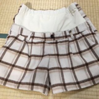 【美品】マタニティ ウール混 シャギーチェック柄ショートパンツ(マタニティボトムス)