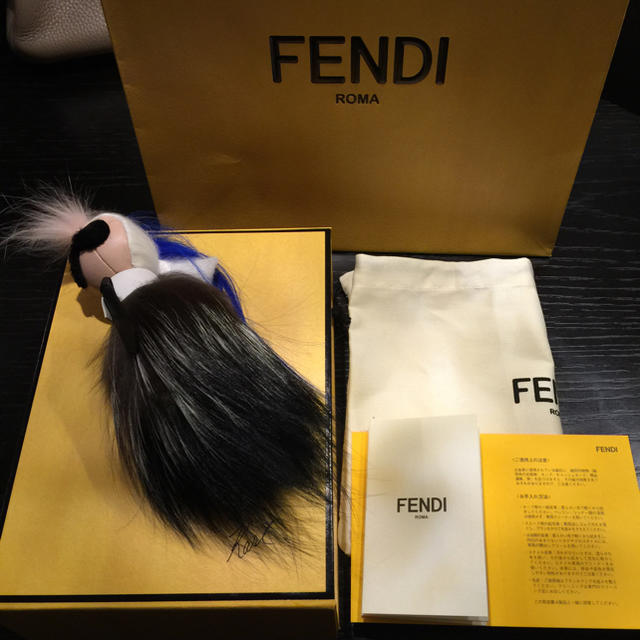 FENDI(フェンディ)のフェンディ ミニカーリト カールラガーフェルド  メンズのファッション小物(キーホルダー)の商品写真