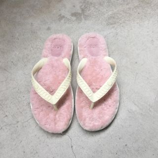 アグ(UGG)の最終お値下げ ugg♡ファー ビーサン(ビーチサンダル)