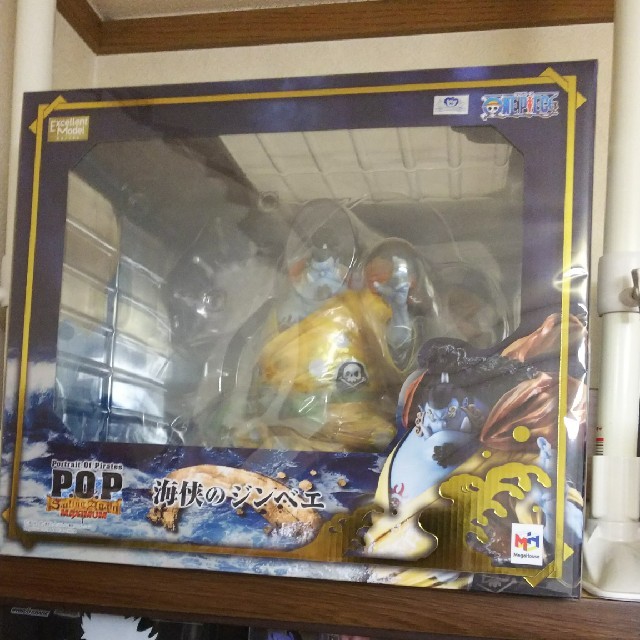 ワンピースフィギュアPOPmaximum海峡のジンベエ | フリマアプリ ラクマ
