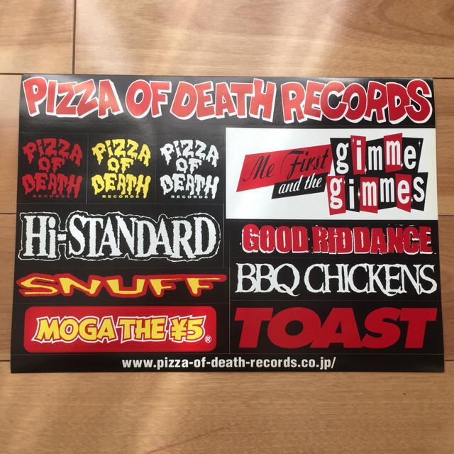 HIGH!STANDARD(ハイスタンダード)のPIZZA OF DEATH RECORDS 非売品 ステッカー‼︎ エンタメ/ホビーのタレントグッズ(ミュージシャン)の商品写真