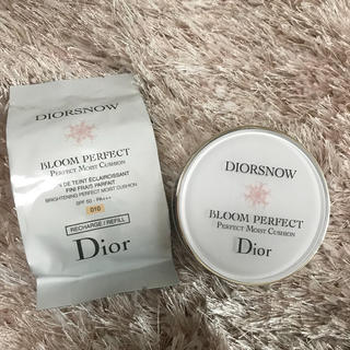 ディオール(Dior)のディオールスノー ブルームパーフェクト010番(ファンデーション)