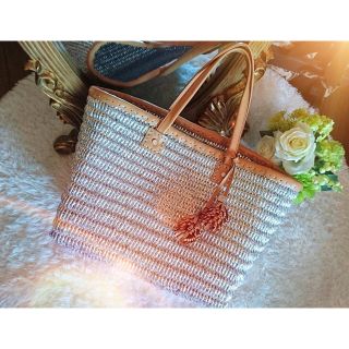 トリーバーチ(Tory Burch)の《💠トリーバーチ💠》シルバーBag✨✨(かごバッグ/ストローバッグ)