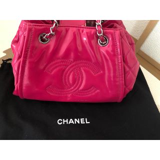 シャネル(CHANEL)のhappiness♫様専用★CHANEL♡エナメルbag＊°(ハンドバッグ)