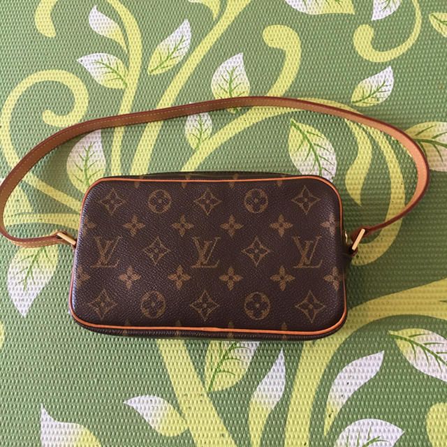 LOUIS VUITTON(ルイヴィトン)の超美品‼️ルイ・ヴィトン モノグラムポシェット・シテ 廃番 希少 M51183 レディースのバッグ(ショルダーバッグ)の商品写真