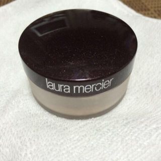 ローラメルシエ(laura mercier)のフェイスパウダー^_^(その他)