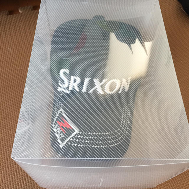 Srixon(スリクソン)のキャップ  SRIXON スリクソン ブラック 黒 ネッグウォーマー付  赤 スポーツ/アウトドアのゴルフ(その他)の商品写真