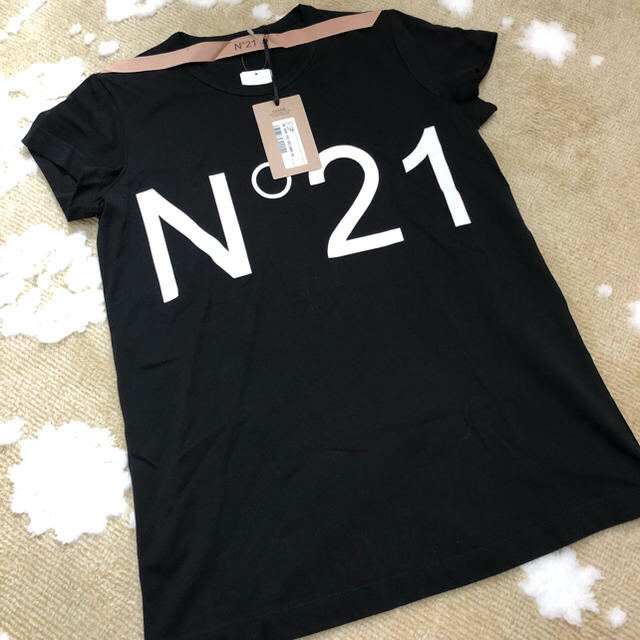 N°21(ヌメロヴェントゥーノ)のNo21 新品未使用 Tシャツ レディースのトップス(Tシャツ(半袖/袖なし))の商品写真