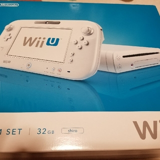 ウィーユー(Wii U)のWii U　本体(家庭用ゲーム機本体)