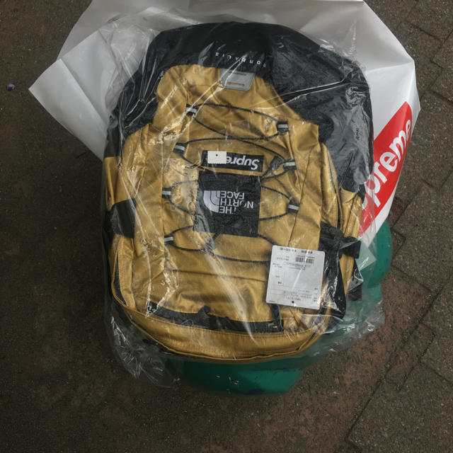 supreme the north face ゴールド バックパック