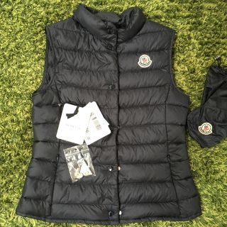 モンクレール キッズ ダウンベスト(レディース)の通販 29点 | MONCLER