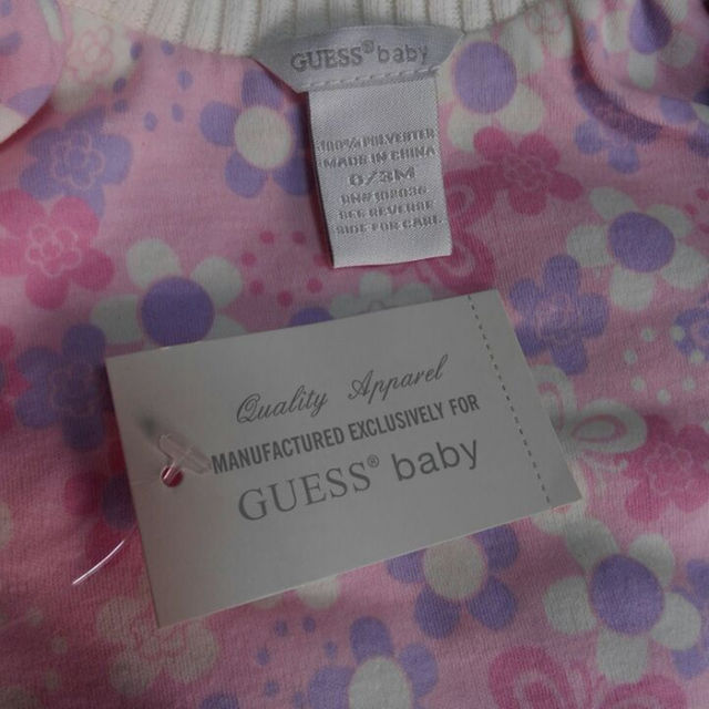 GUESS(ゲス)のGUESS Baby セットアップ0-3M キッズ/ベビー/マタニティのベビー服(~85cm)(その他)の商品写真
