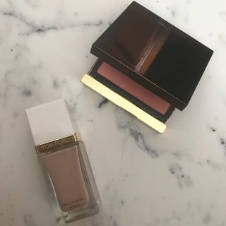 トムフォード(TOM FORD)のTOM FORD (チーク)