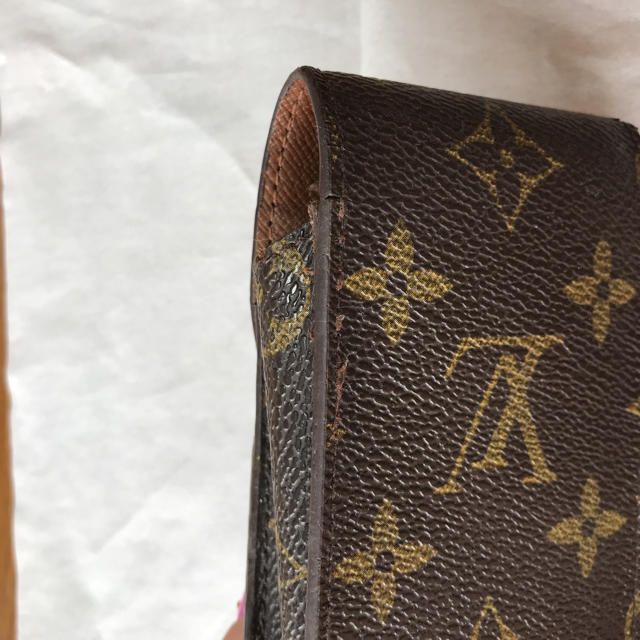 LOUIS VUITTON(ルイヴィトン)のヴィトン タバコケース メンズのファッション小物(タバコグッズ)の商品写真